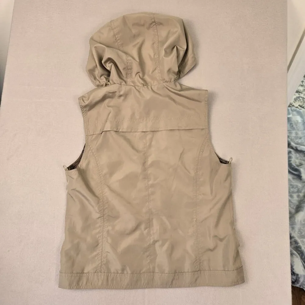 Kenneth Cole New York Beige Hooded Poly Zip Womens Vest Plaid Lining Size XSmall - Picture 2 of 6